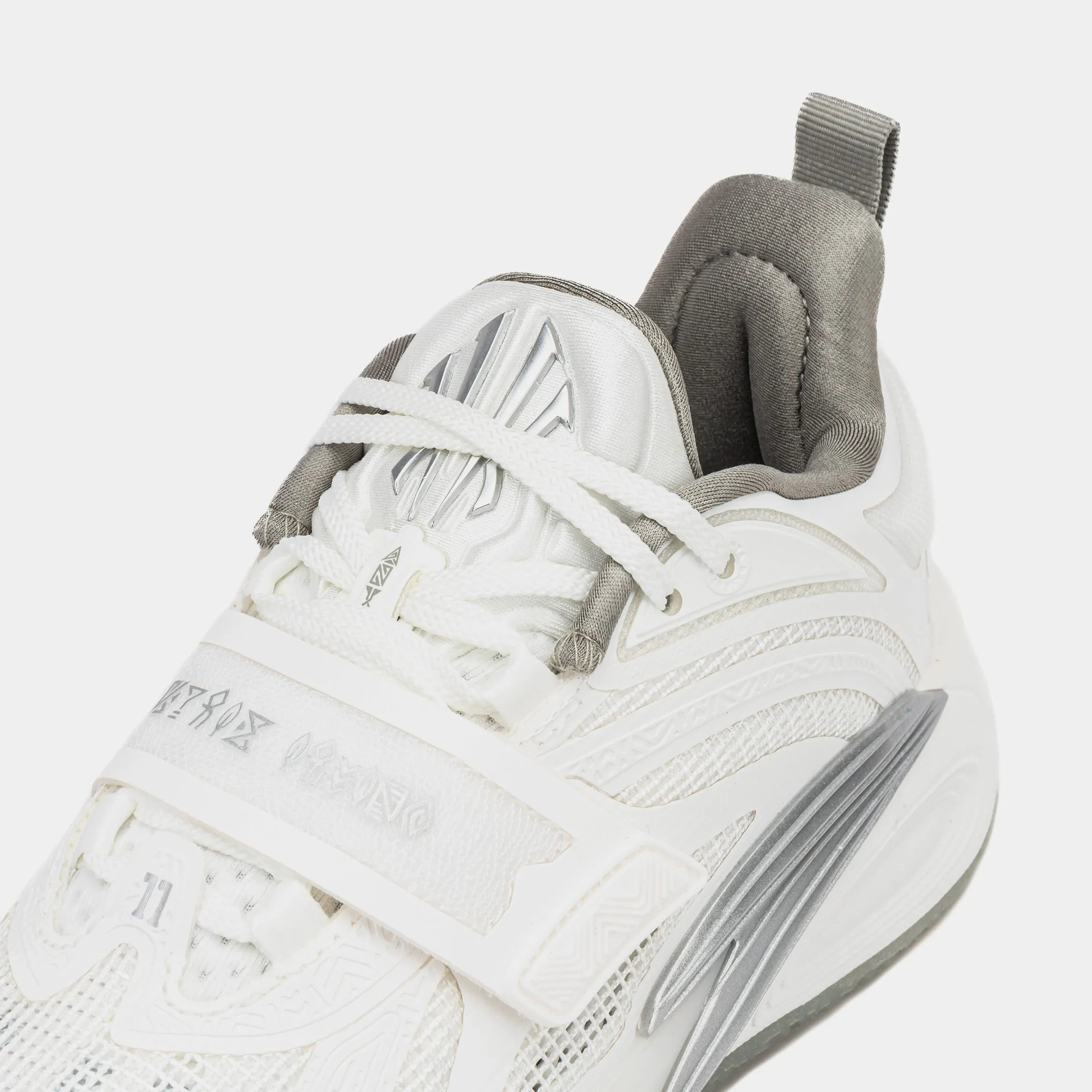 Kai 1 Yang Grade School Basketball Shoes (White/Grey)
