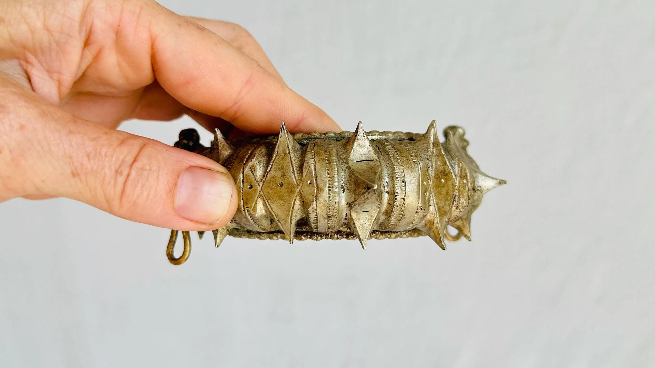 Vintage Tribal Cuff Bracelet. Odisha India. Dongaria Kung. 2651